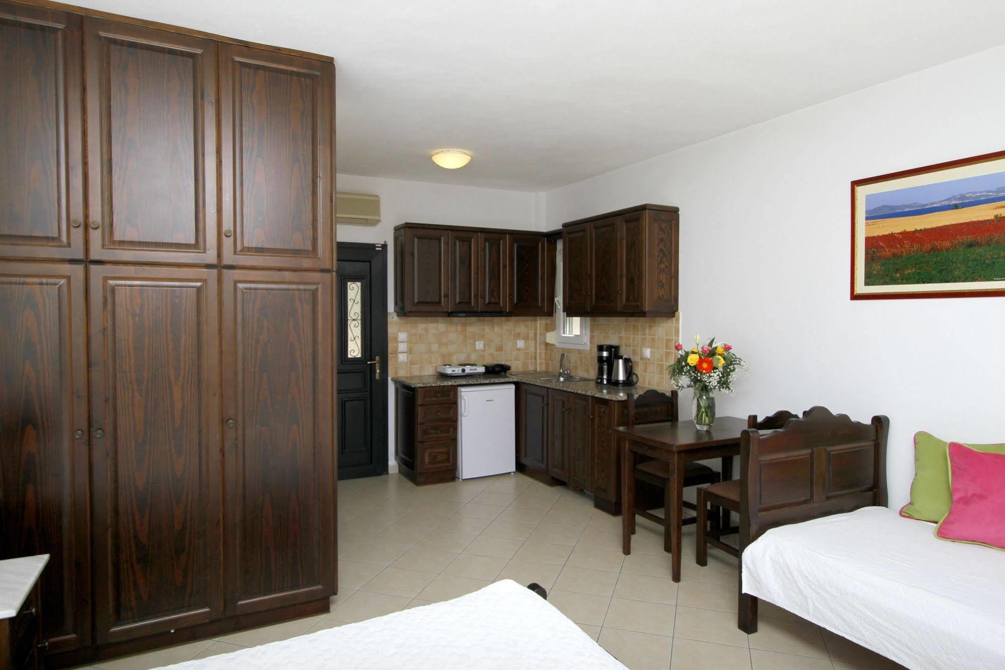 Amygdalies Apartments Myrina Exterior foto